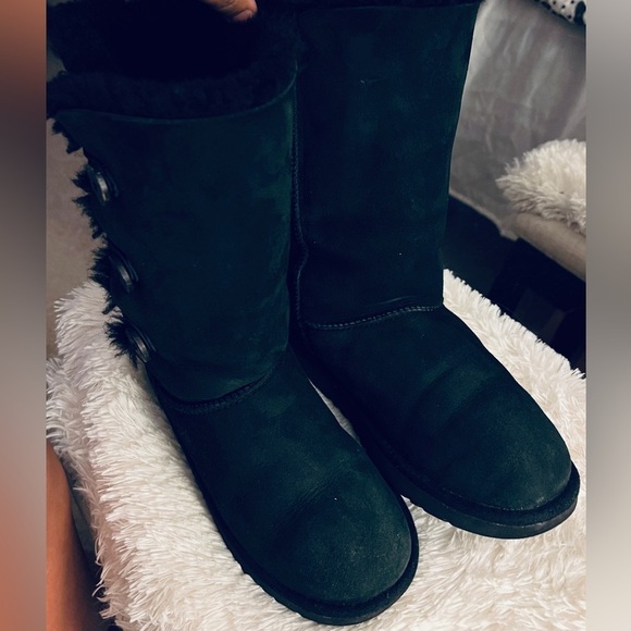 Ugg Australian Bailey Button Triplet II S/N 1962 Winter Boots Black Size 4. - Picture 1 of 13